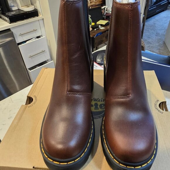 Dr. Martens Spence Flared Heel Ankle Boots Brown Leather Women’s 7 31756201 NEW - Picture 5 of 13